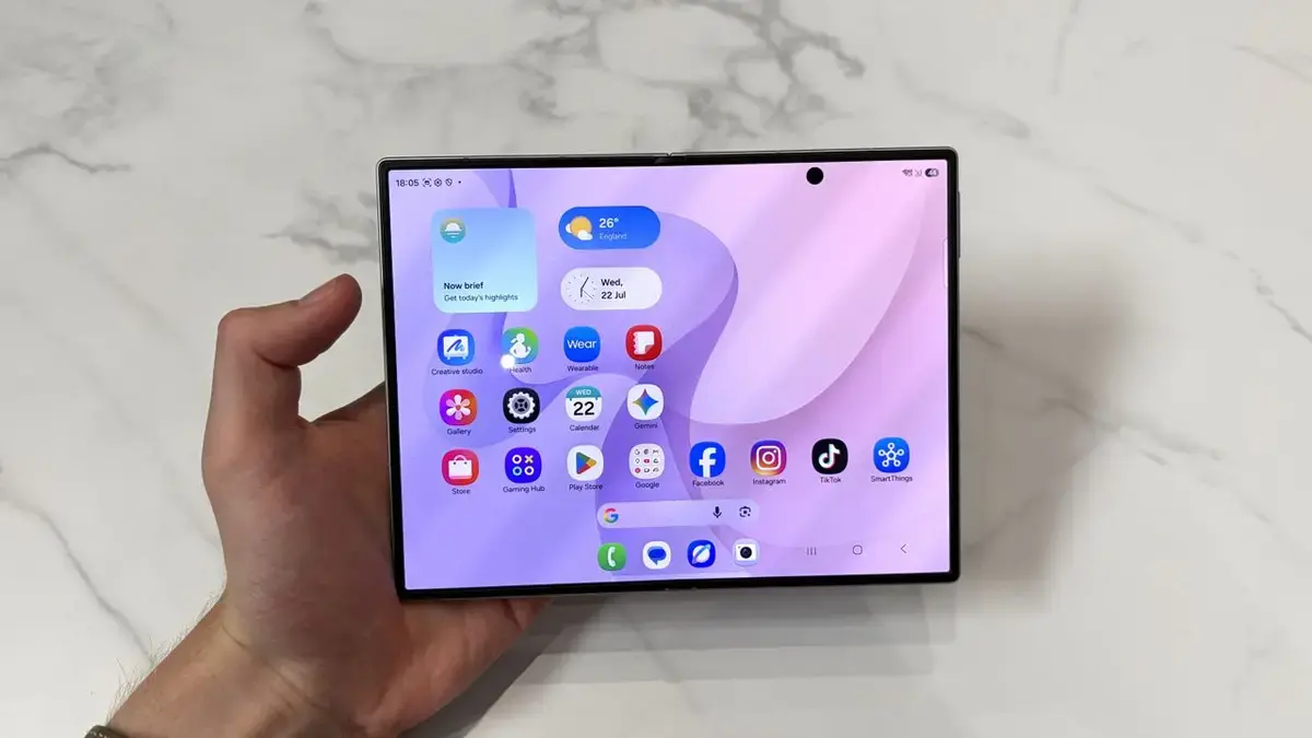AirDrop via Quick Share on Galaxy Z Fold 8 Works Seamlessly