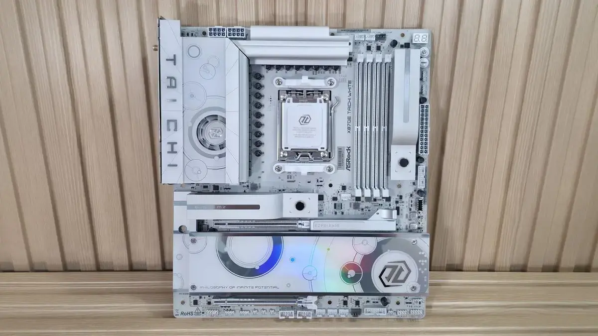 ASRock X870E Taichi White Motherboard Review: Enhanced Features and Aesthetic Appeal