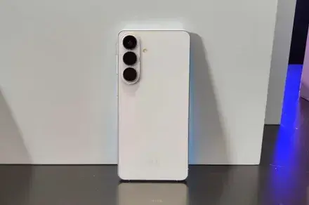 Samsung Galaxy S27 Pro Report Suggests Scaled-Back Zoom Capabilities