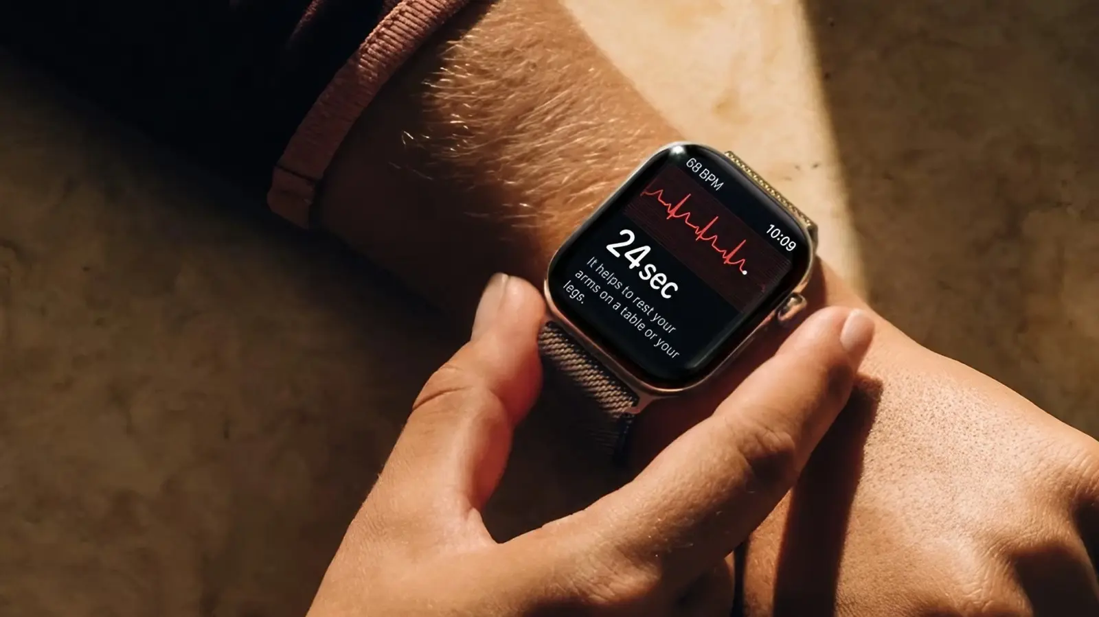 Aluminum Vs. Ceramic Vs. Titanium Apple Watch: What's The Difference?