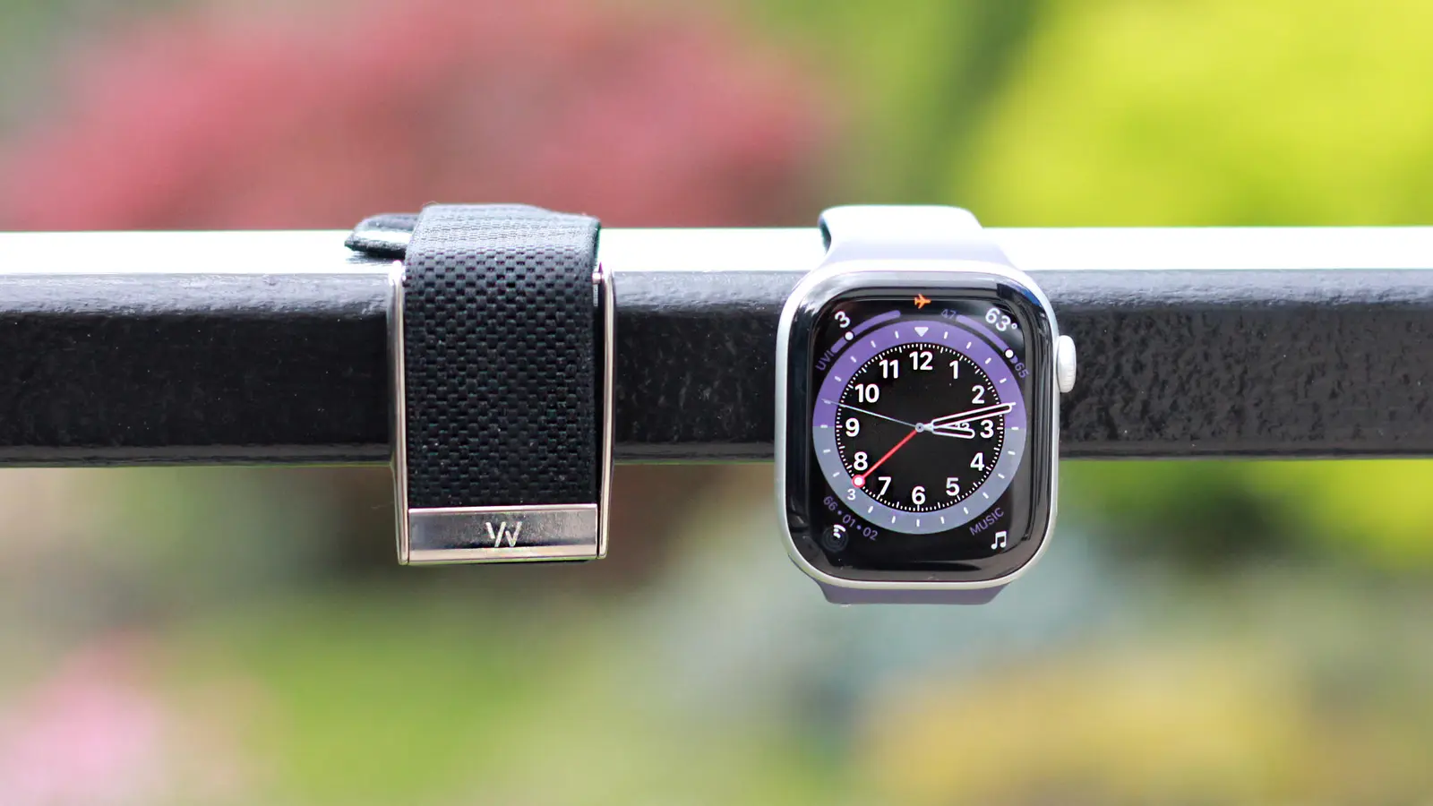 Apple Eyes Screenless Fitness Tracker