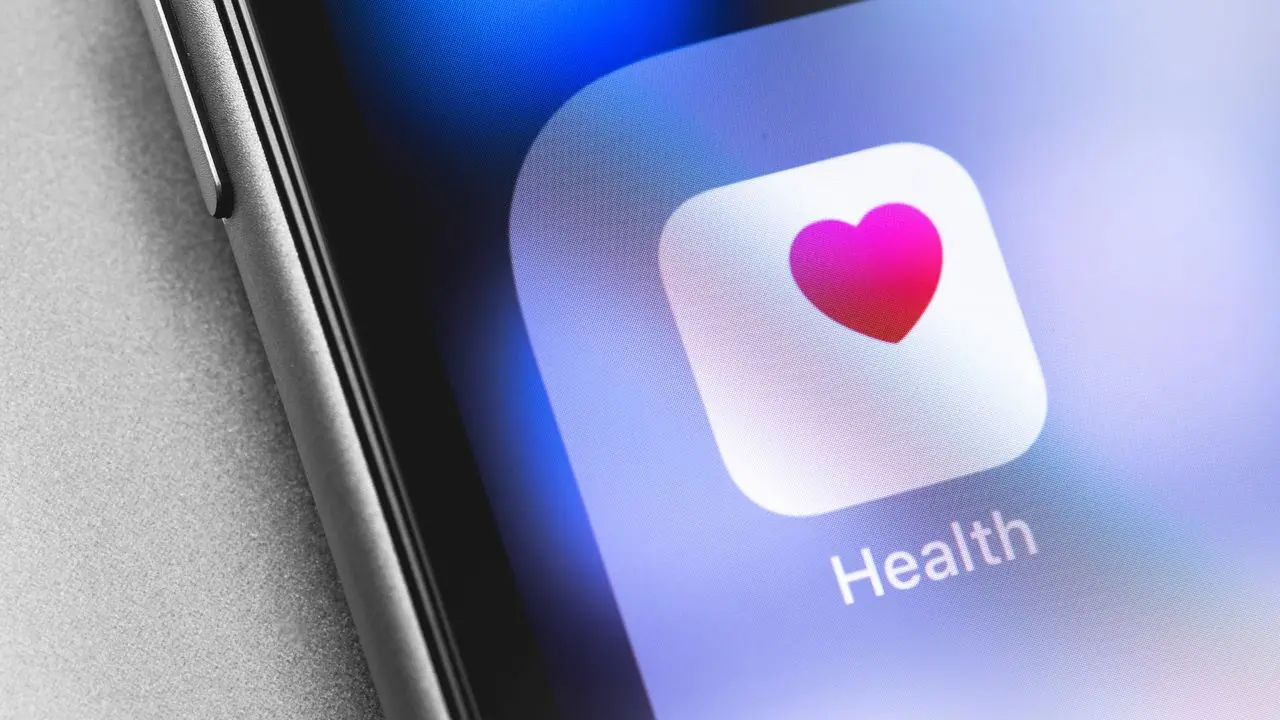 Apple’s new AI-powered Health app faces scrutiny after Google Health’s recent failures