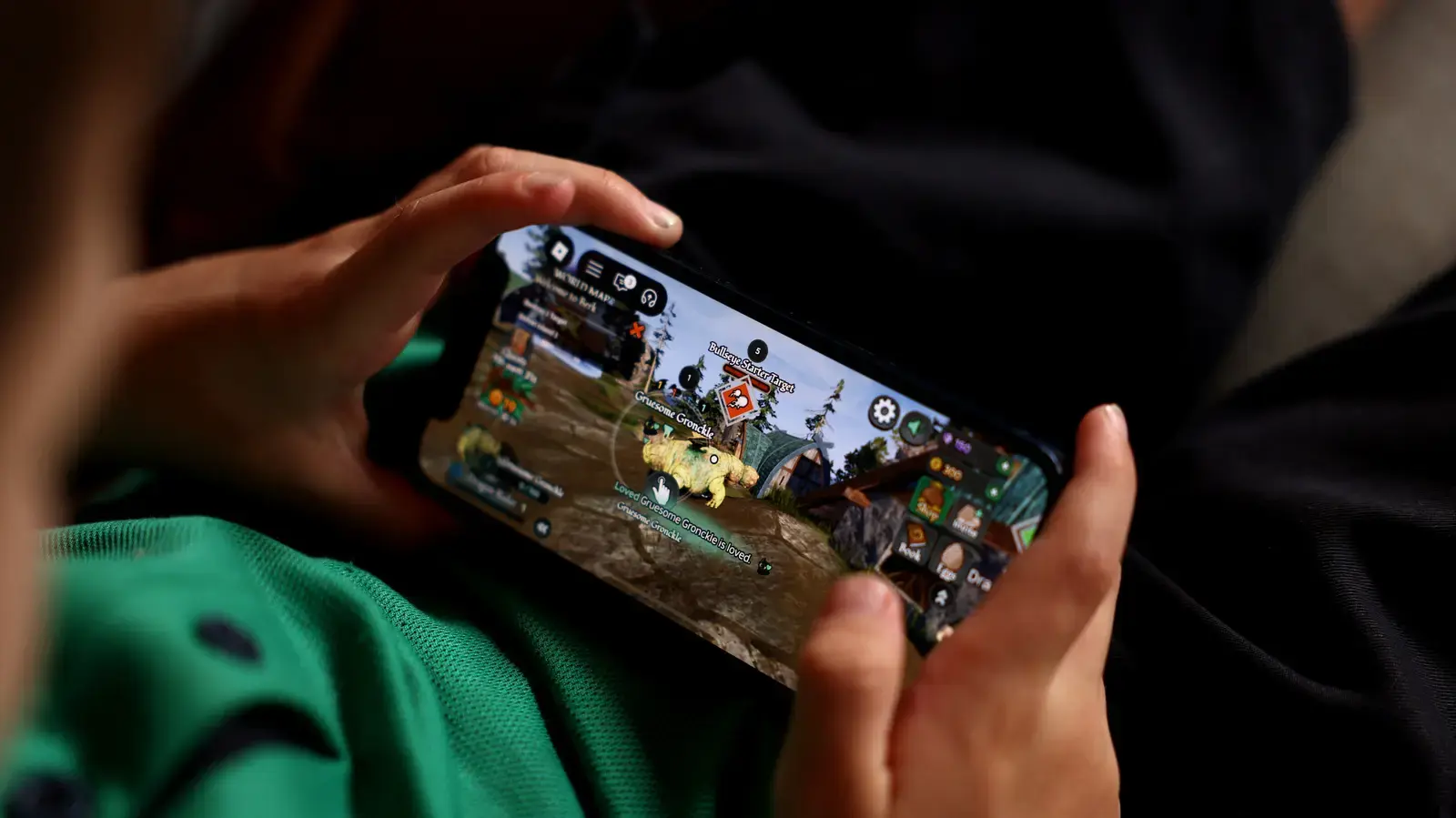 Apple's Rumored iPhone Gaming Controller May Carry Beats Branding