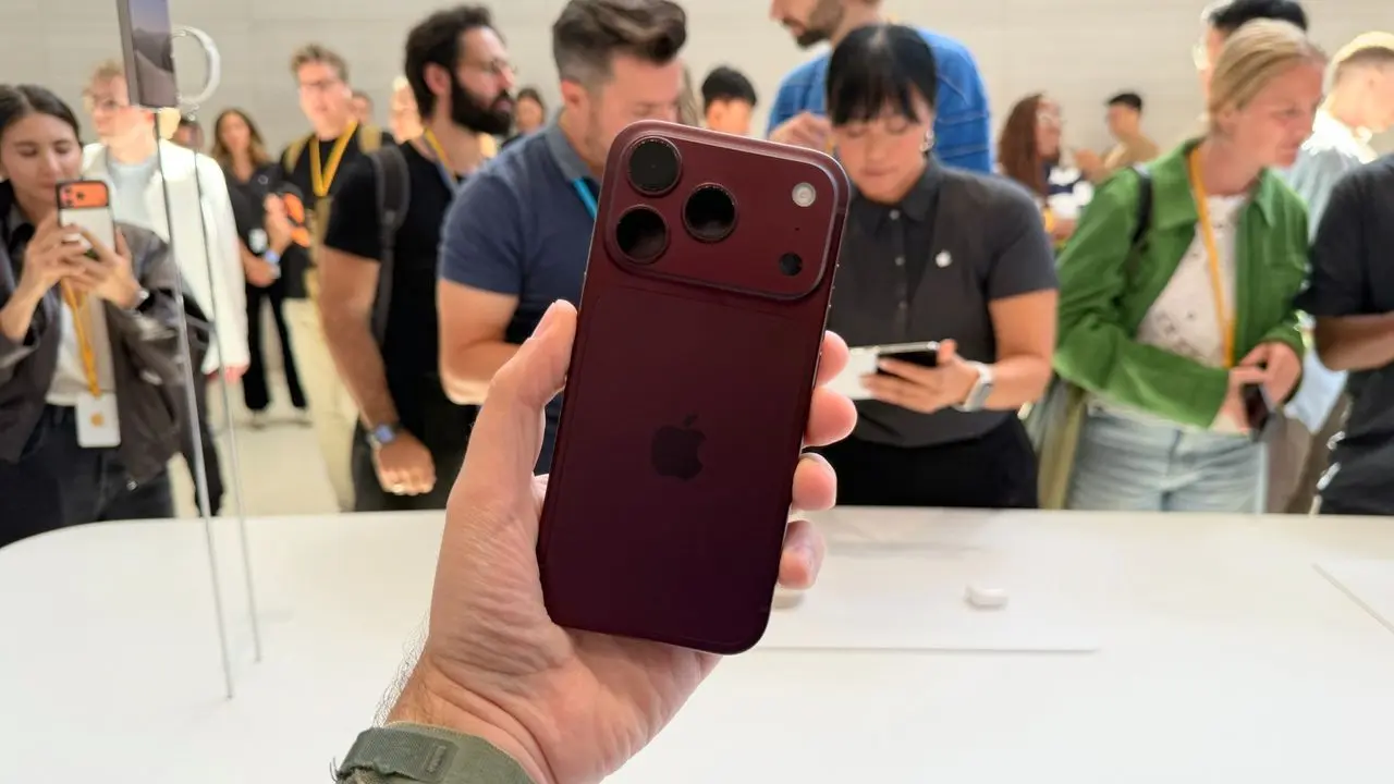 EU Regulations Reveal iPhone 18 Pro Battery Upgrade Details