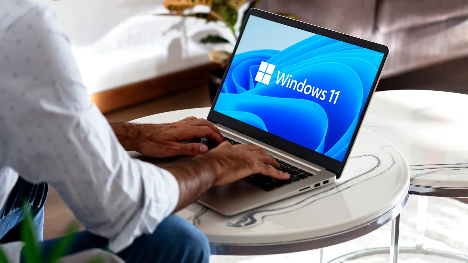 Optimize Windows Laptop Battery Life with Simple Settings Adjustments