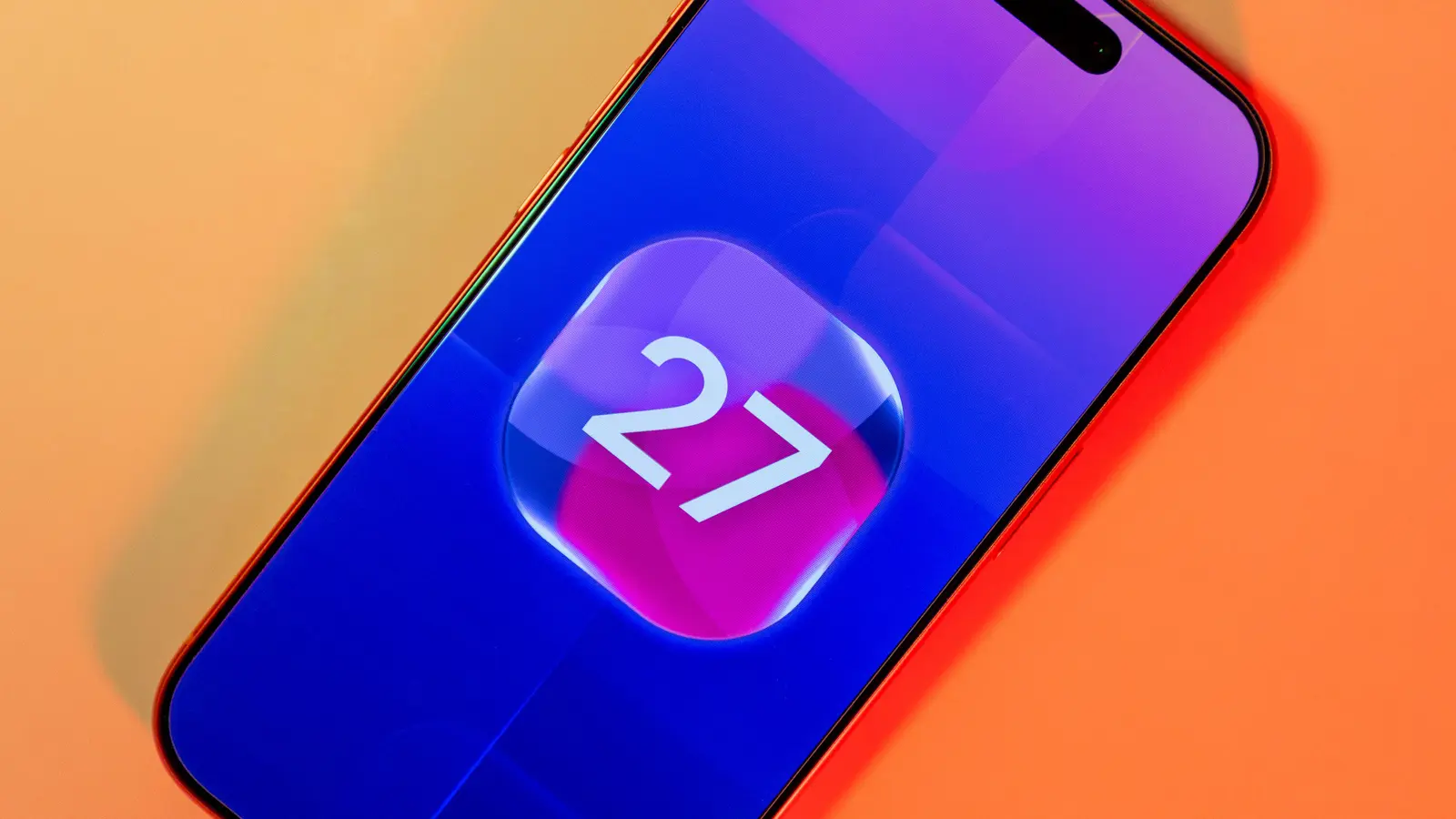 Which iPhone models support the iOS 27.2 developer beta?