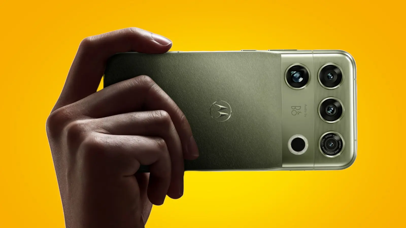 Motorola Signature 27 Becomes First Non‑Pixel Phone to Run GrapheneOS