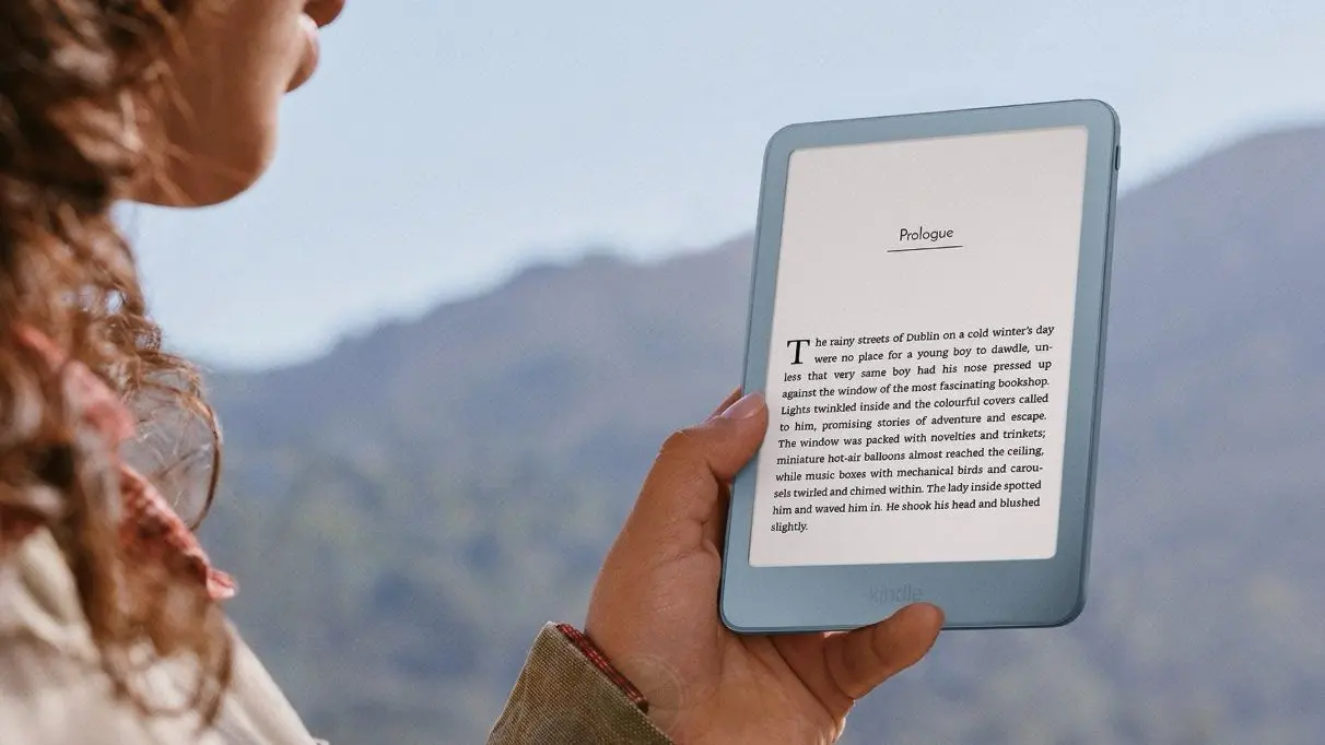 Next-Gen Amazon Kindle Leaks Reveal Fresh Aesthetics and Color Palette