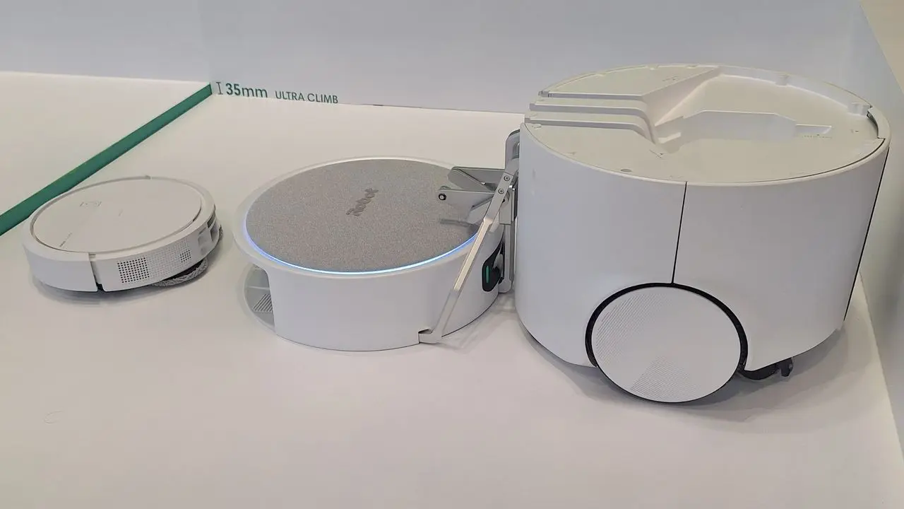 What makes the Roomba Duo different from standard robotic vacuums?