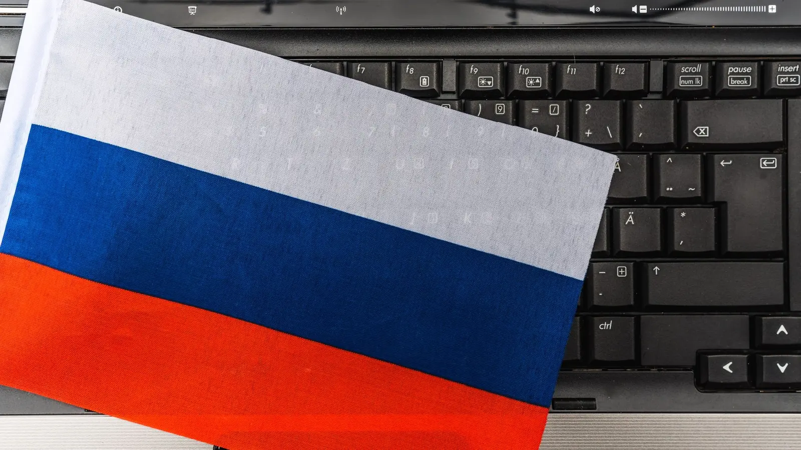 Russian Cybersecurity Firm Uncovers Eleven Vulnerabilities in Google and Apple Devices