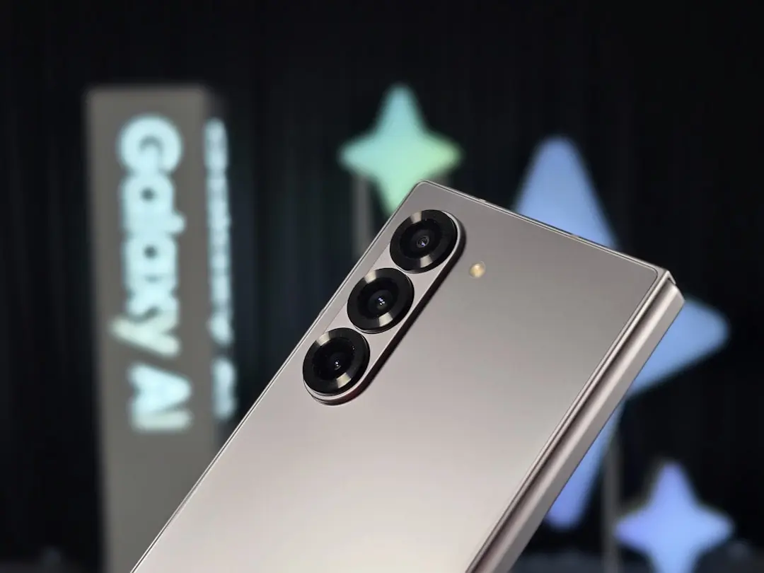 Samsung Galaxy Z Fold 8 Hits Record Low Price Amid Tech Deals