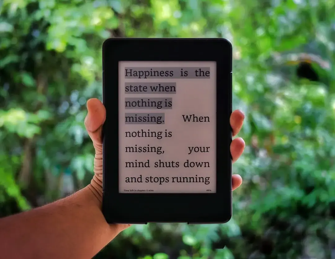 Turning an Old Kindle Into a Desk-Friendly Second Screen