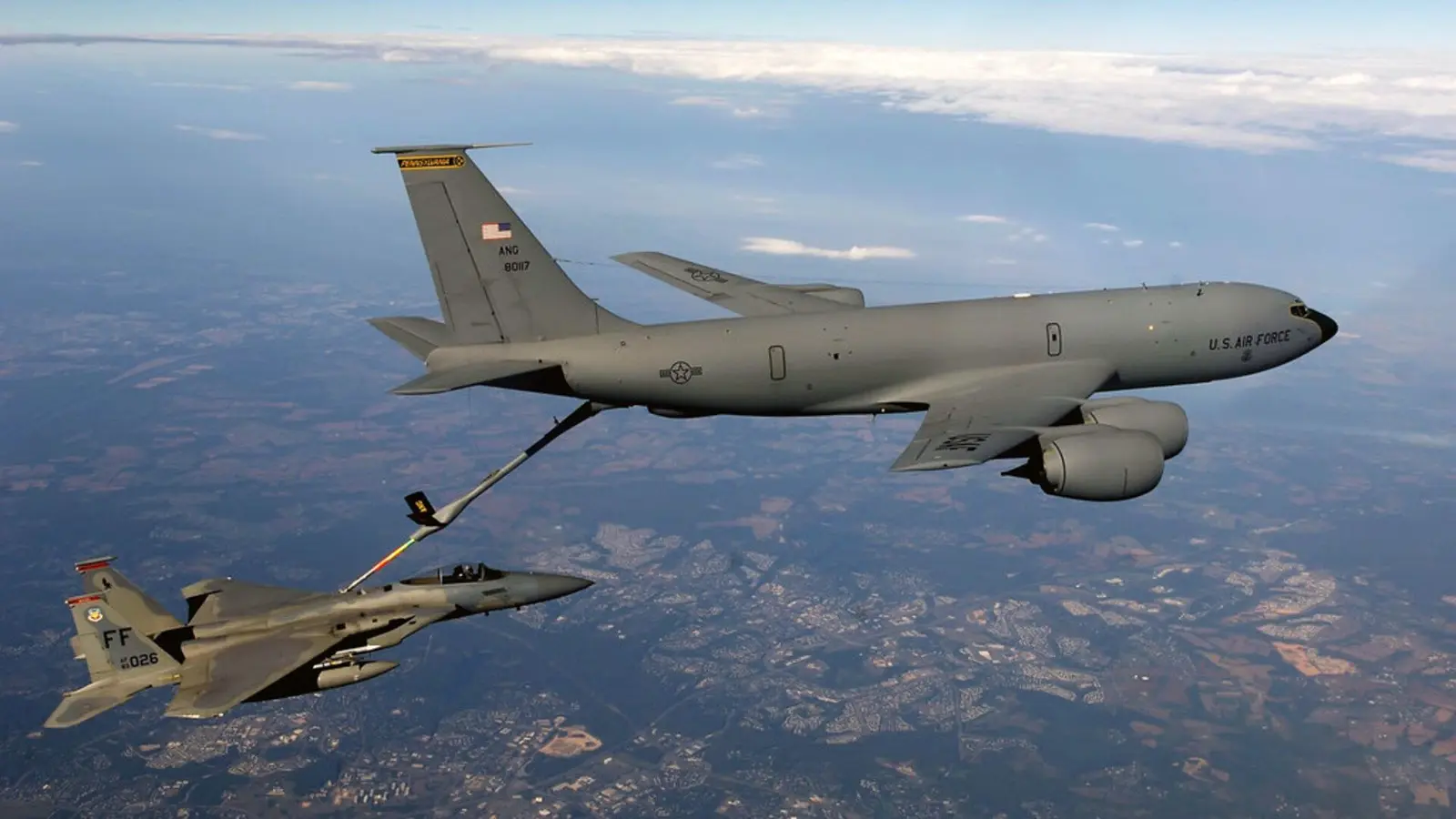 US Air Force Explores Large Autonomous Tankers to Replace Aging Fleet