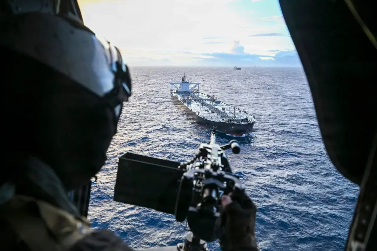 US Military Aborted Plan to Board Chinese Ship After AI-Generated False Intelligence