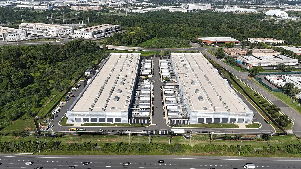 Amazon Unveils $1B Plan to Address Data‑Center Pollution, Yet Faces Further Criticism