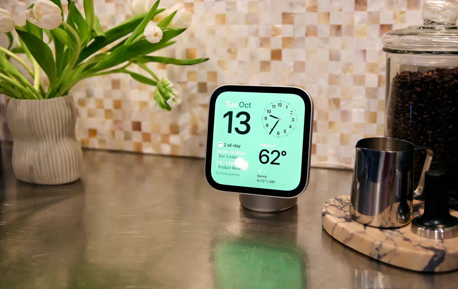 Apple’s HomeView: A Minimalist Masterpiece