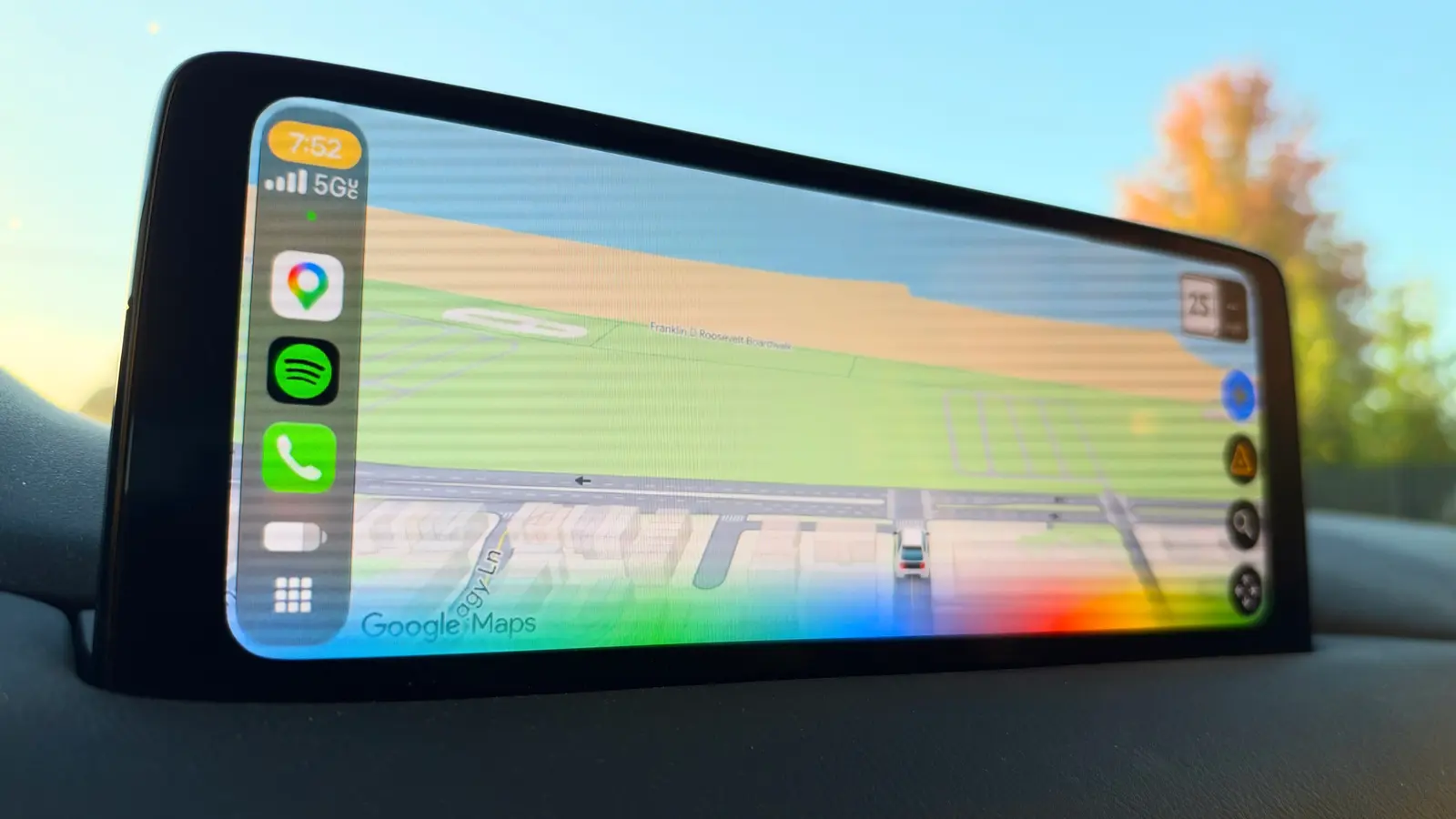 Gemini on Android Auto Lets Drivers Pull Up Photos, Emails, and Calendar Events