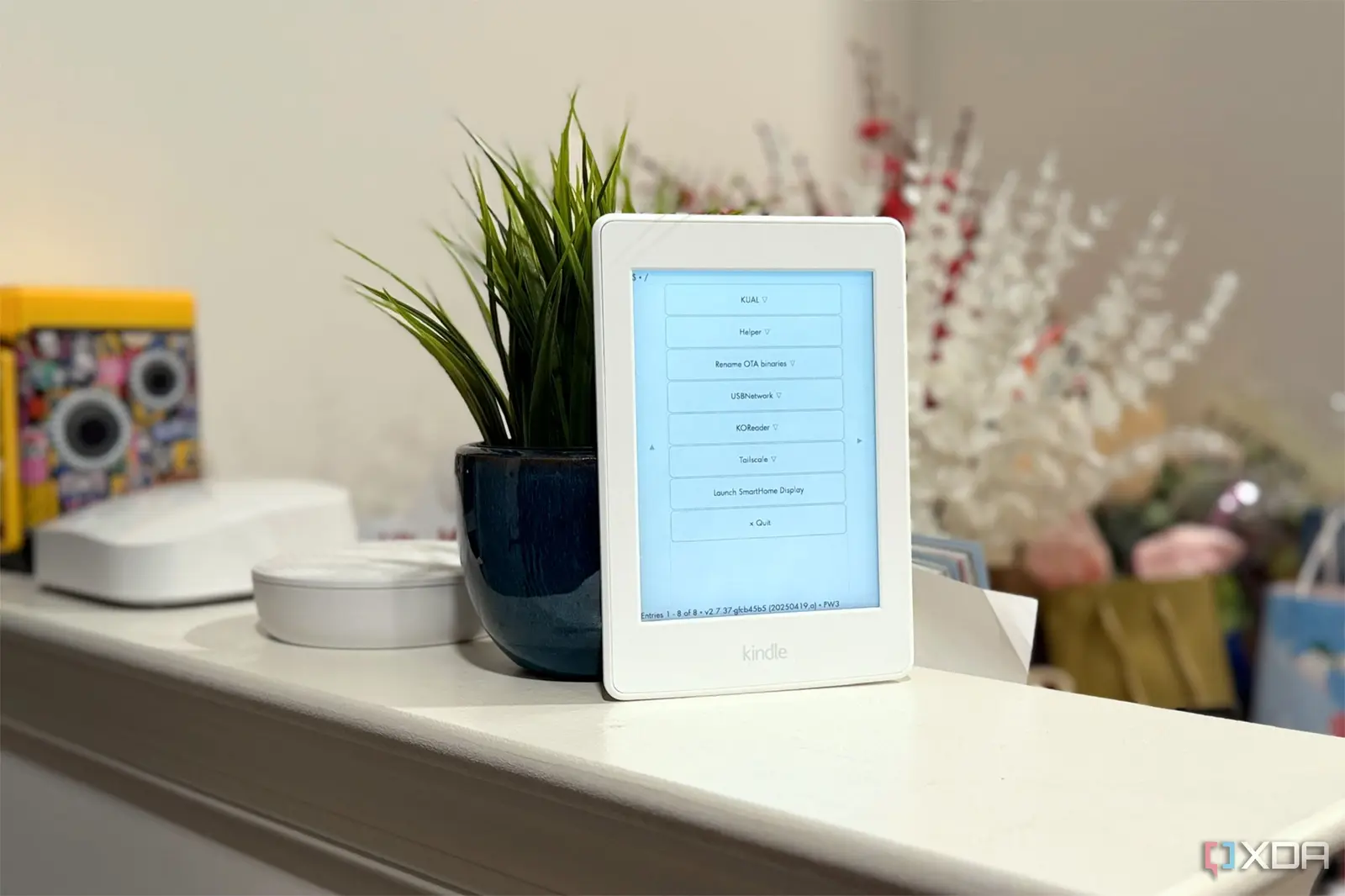 Reviving Obsolete E-Readers Through Custom Linux Installations