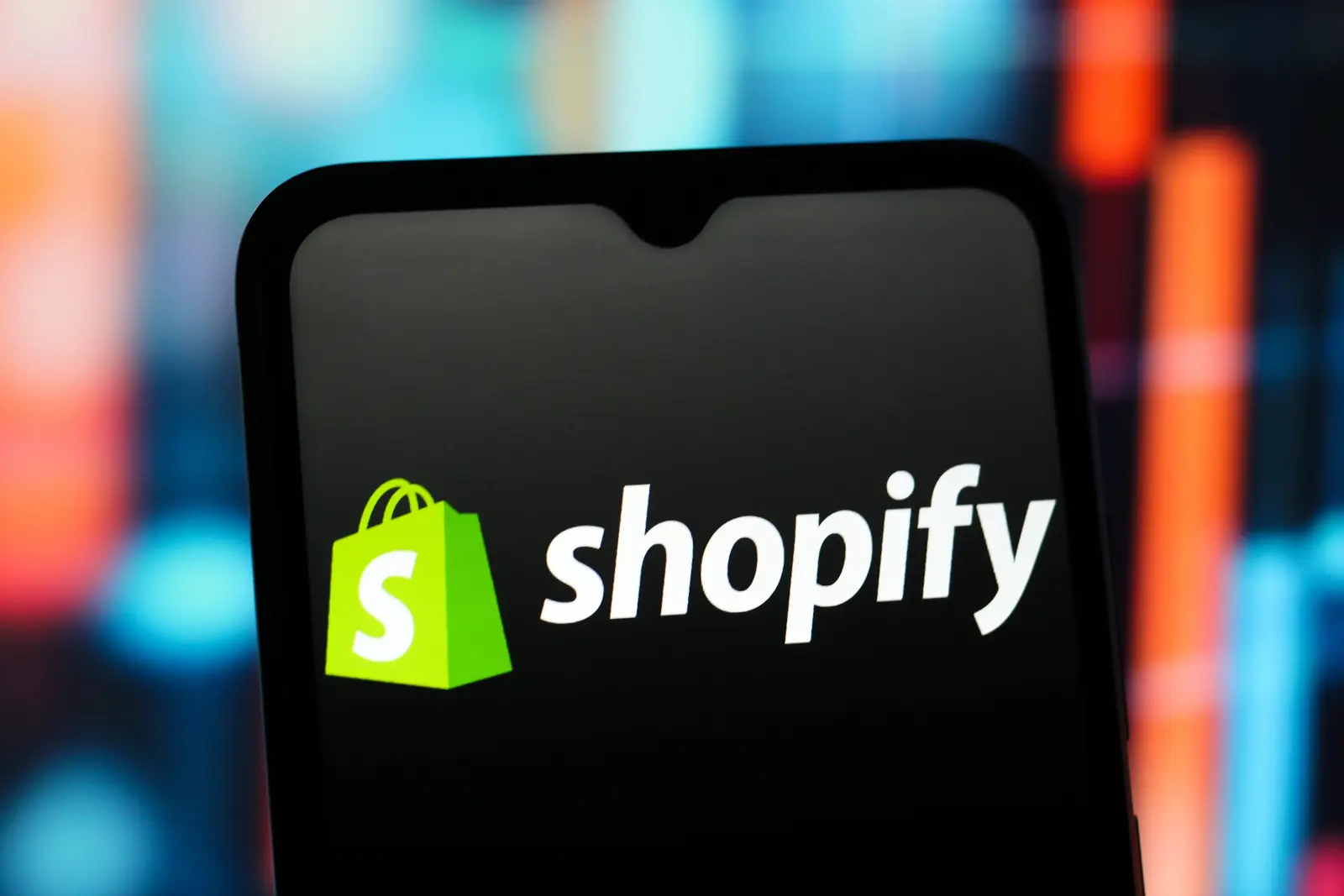Shopify Expands Access for AI Shopping Agents