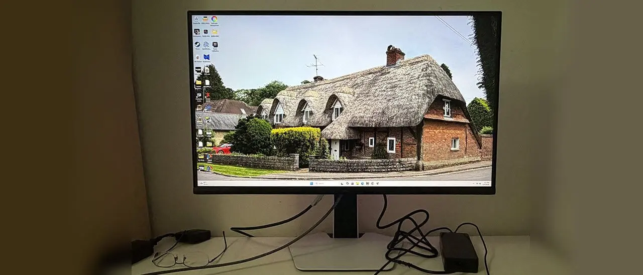 TCL 27C2A Pro: 27-inch QD-Mini LED 4K gaming monitor delivers extreme color and brightness