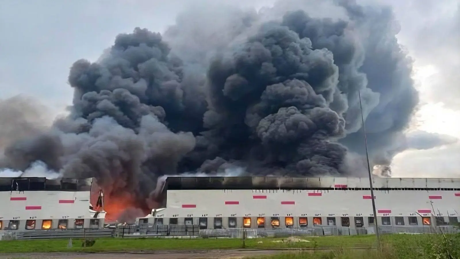 Yandex Bot Traffic Plummets After Ukrainian Drone Strikes Hit Russian Data Centers